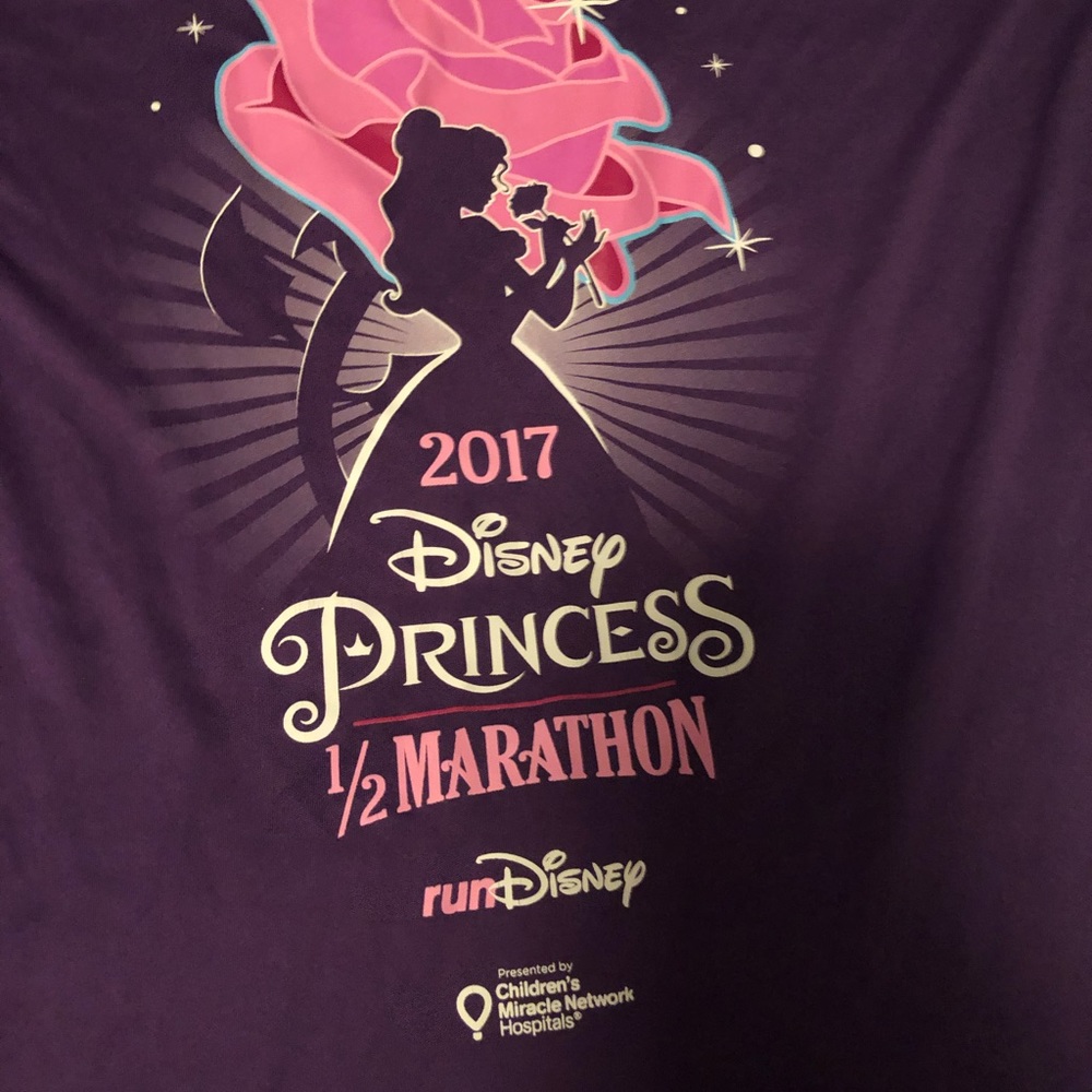 Run Disney 2017 v neck
